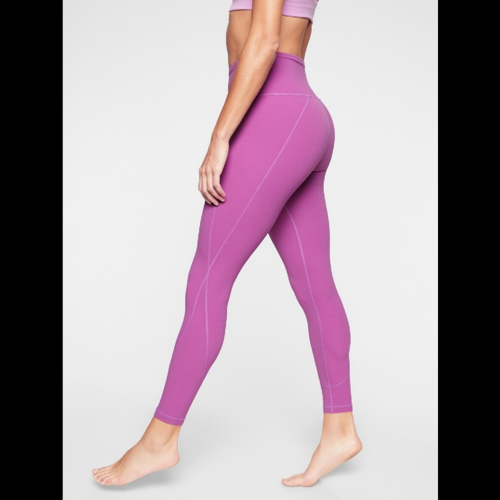 NWT Athleta Salutation 7/8 Tight